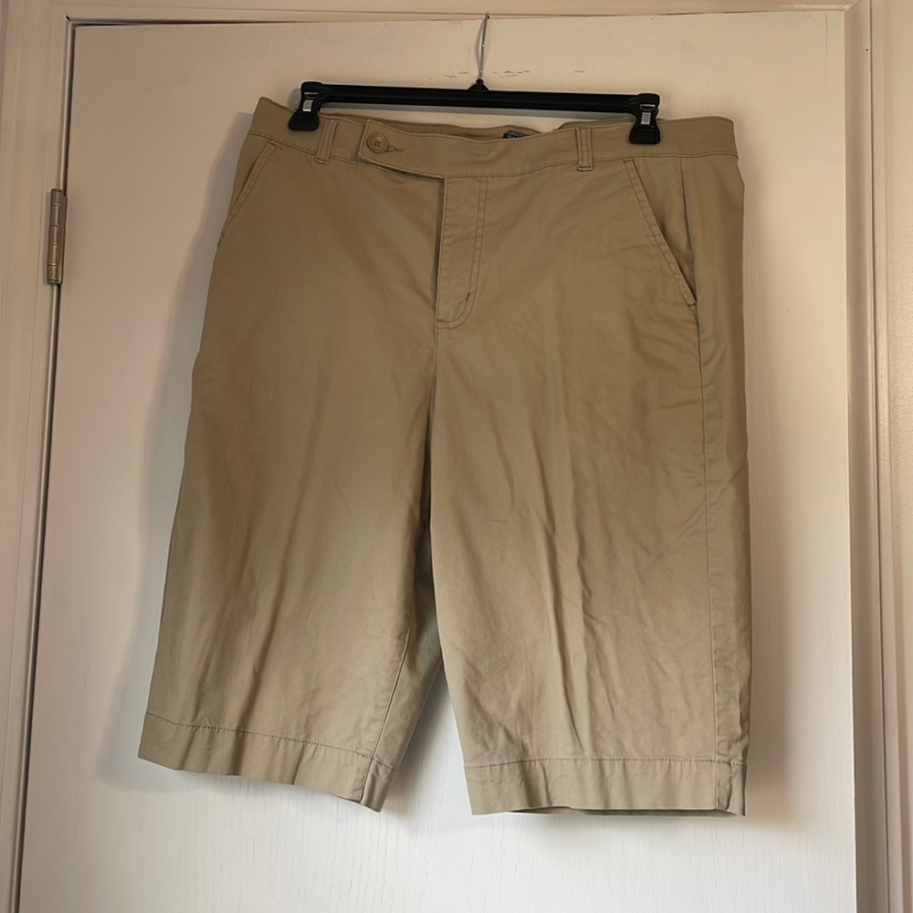 Women’s Bandolino Size 14 Wide Leg Shorts